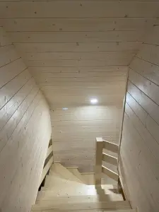 Wnętrze domu szkieletowego