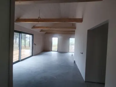 Wnętrze domu szkieletowego