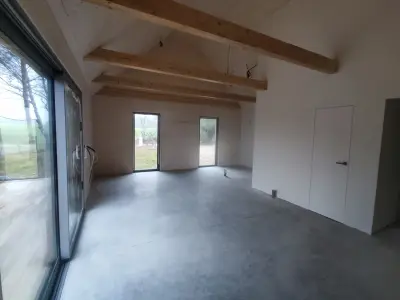 Wnętrze domu szkieletowego