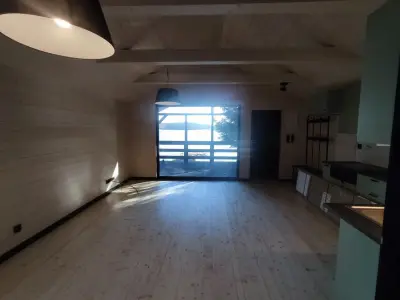 Wnętrze domu szkieletowego